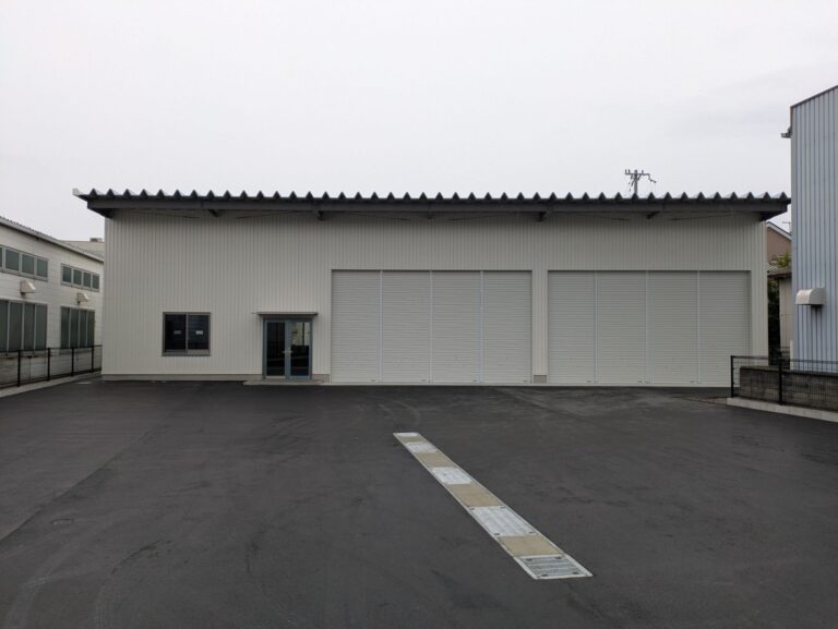 高槻市春日町計画新築工事（倉庫屋根・外壁工事）